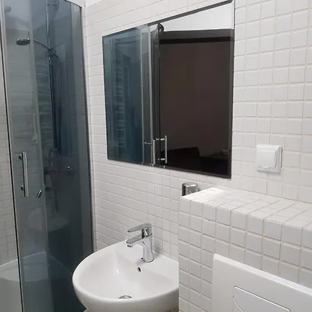 Tropico Sniadanie I Obiadokolacja 3* 포비에로보