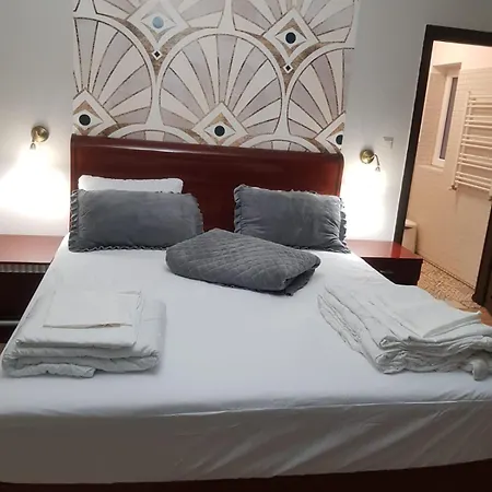 Villa Tropico Sniadanie Obiadokolacja Letni Basen 5,5M Jacuzi 2,5M Czynne Non Stop Bed and breakfast