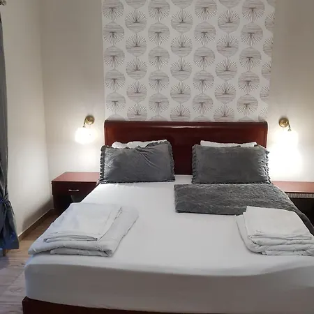 Tropico Sniadanie Basen Jacuzzi - Zapraszamy Kochanych Gosci!!! Bed & Breakfast