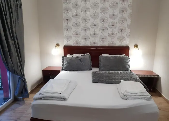 Tropico Sniadanie I Obiadokolacja לינה וארוחת בוקר